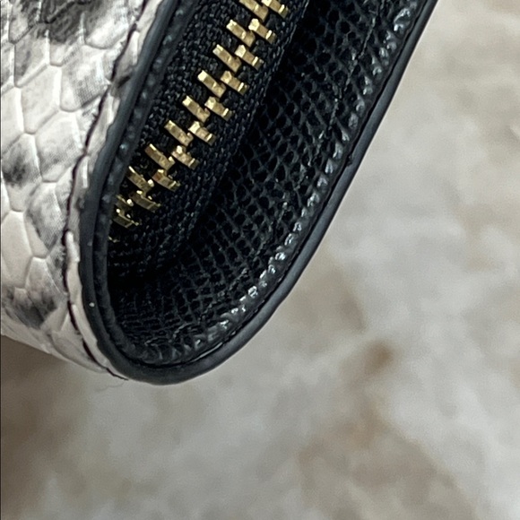 Aldo Silencer Monochrome Snake Print Clutch - Picture 3 of 10